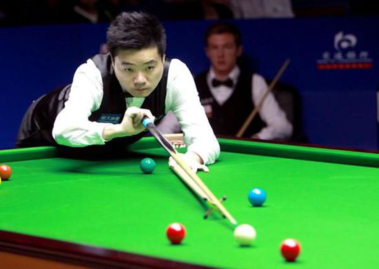 马丁内斯以 马丁内斯以